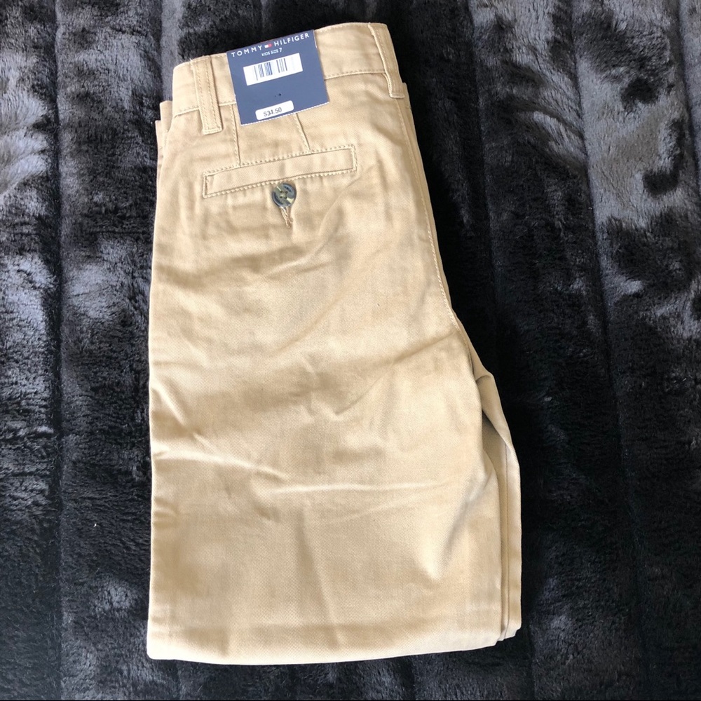 THilfiger khakis